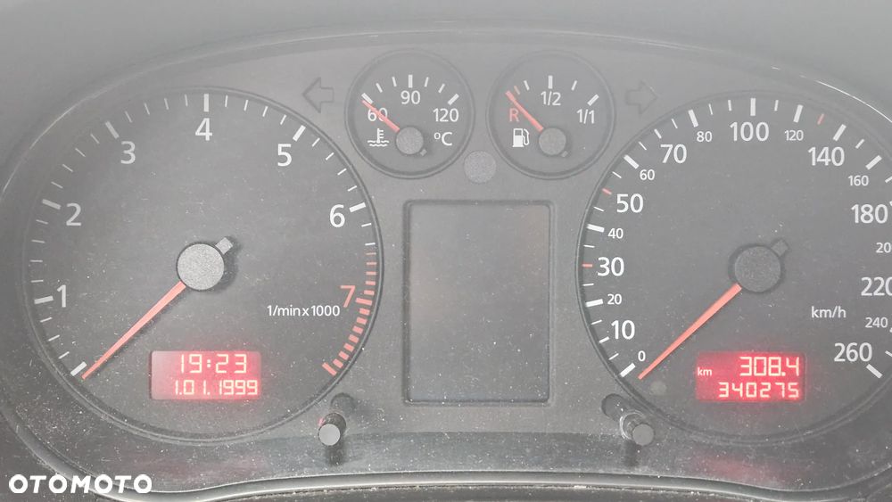 Audi A3 Sportback 1.6 Ambiente - 7