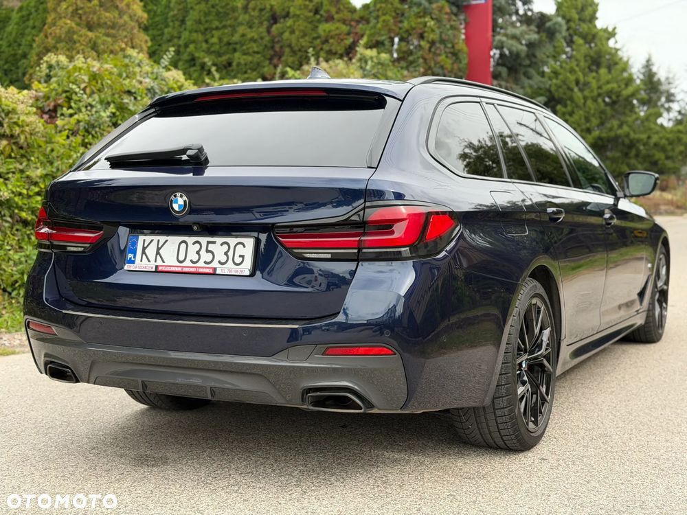 BMW Seria 5 540d xDrive mHEV M Sport sport - 4