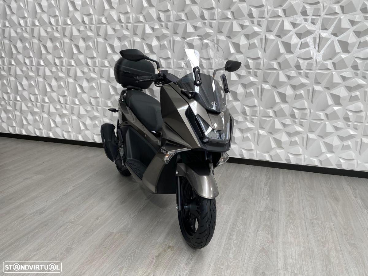 Kymco Skytown - 6