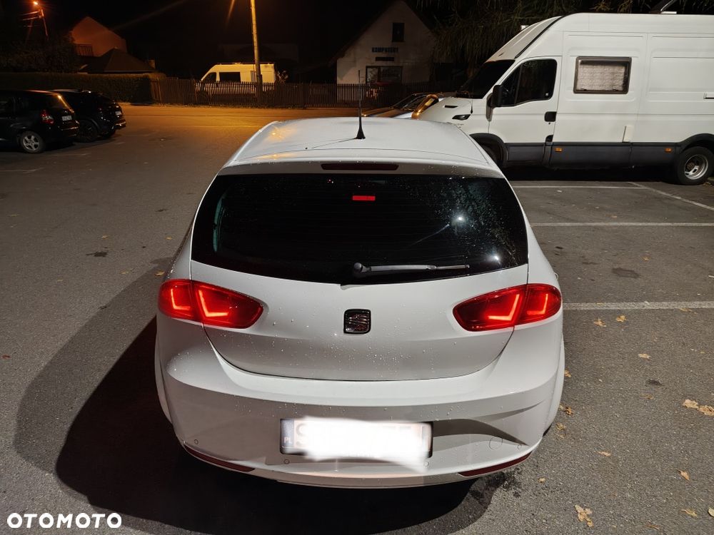 Seat Leon 2011 photo 4