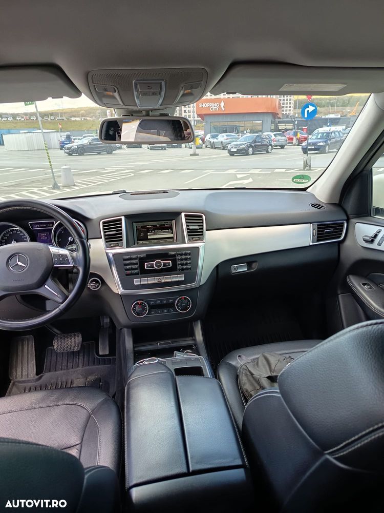 Mercedes-Benz ML 250 BlueTEC 4MATIC 7G-TRONIC - 7