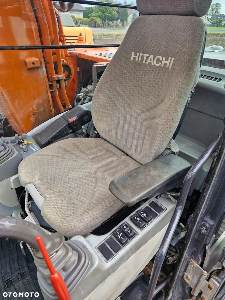 Hitachi ZX 130-5B - 8
