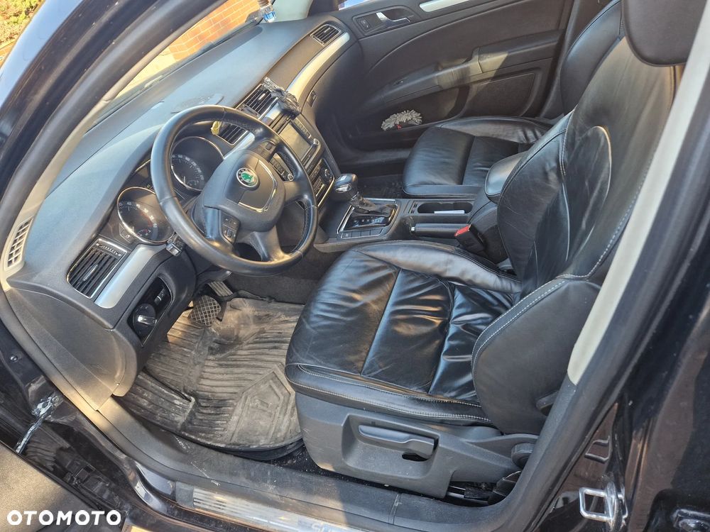 Skoda Superb 2.0 TDI Elegance DSG - 4