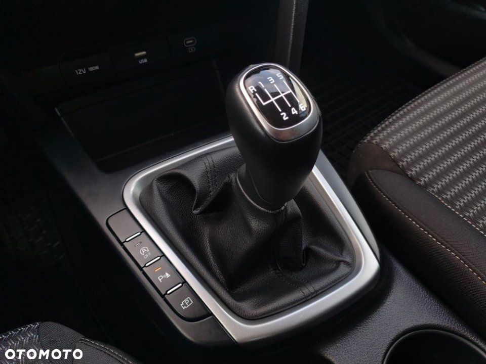 Kia Ceed - 25