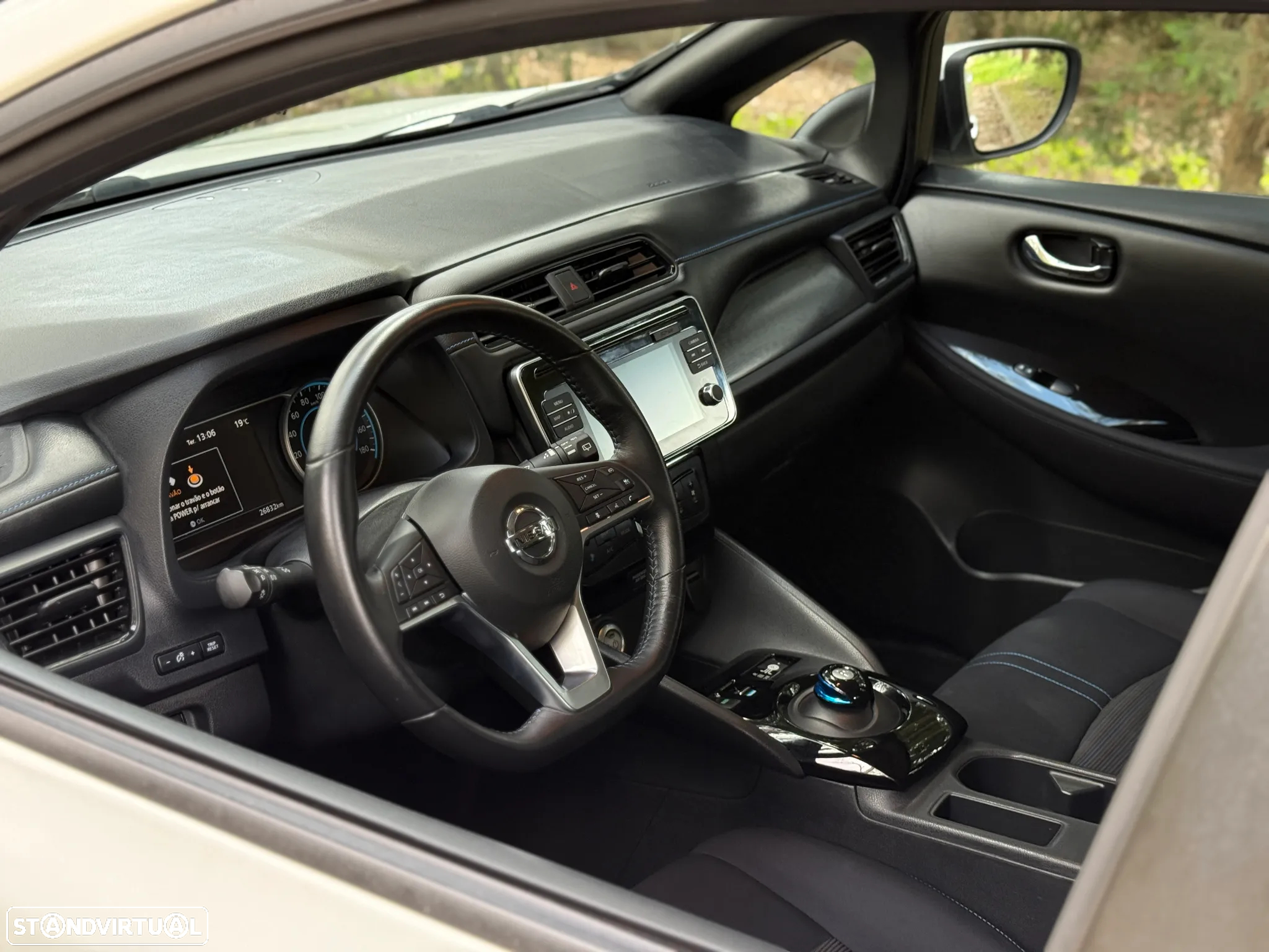 Nissan Leaf Acenta - 10