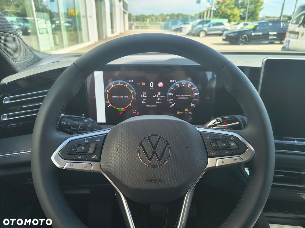 Volkswagen Tiguan - 21