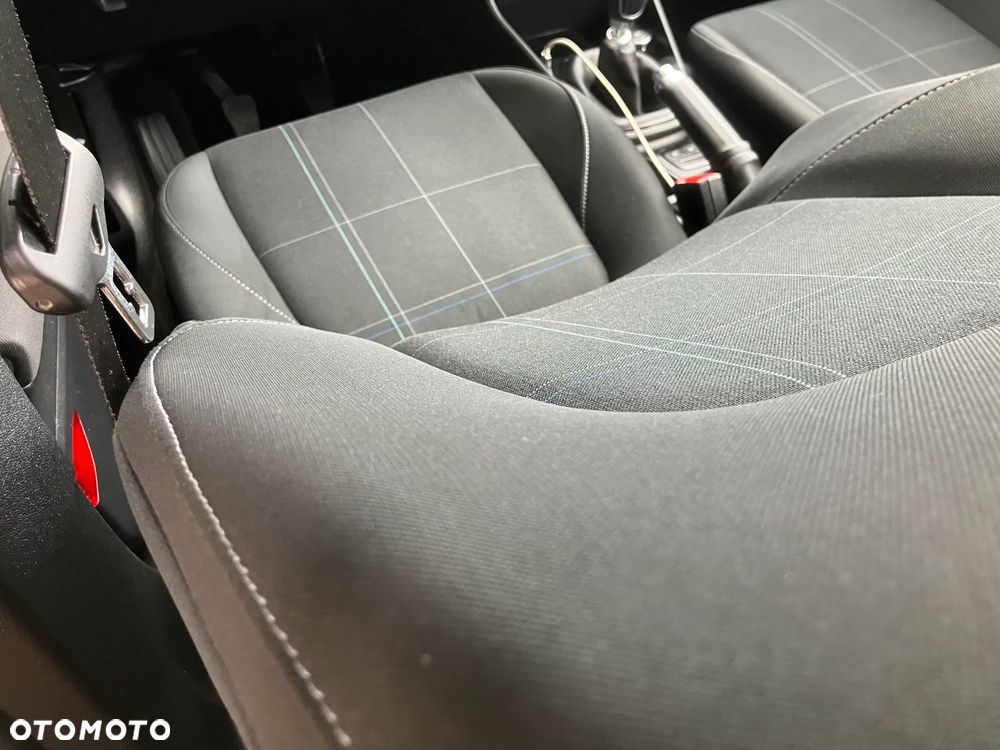 Ford Fiesta 1.0 EcoBoost Start-Stop SYNC Edition - 33