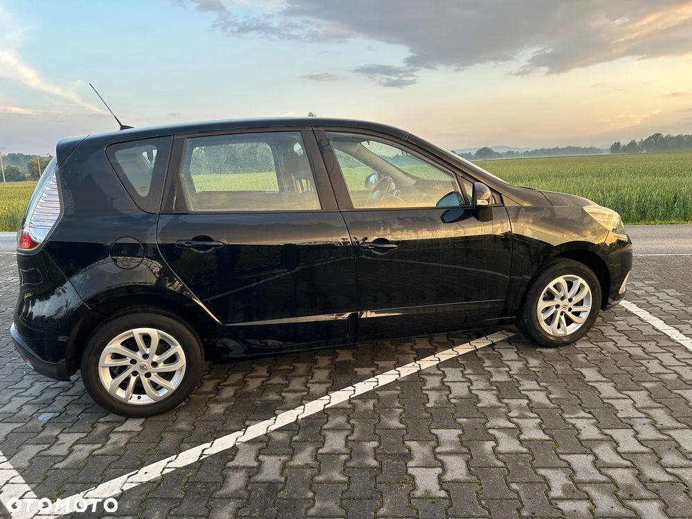 Renault Scenic 1.6 16V 110 Paris - 9
