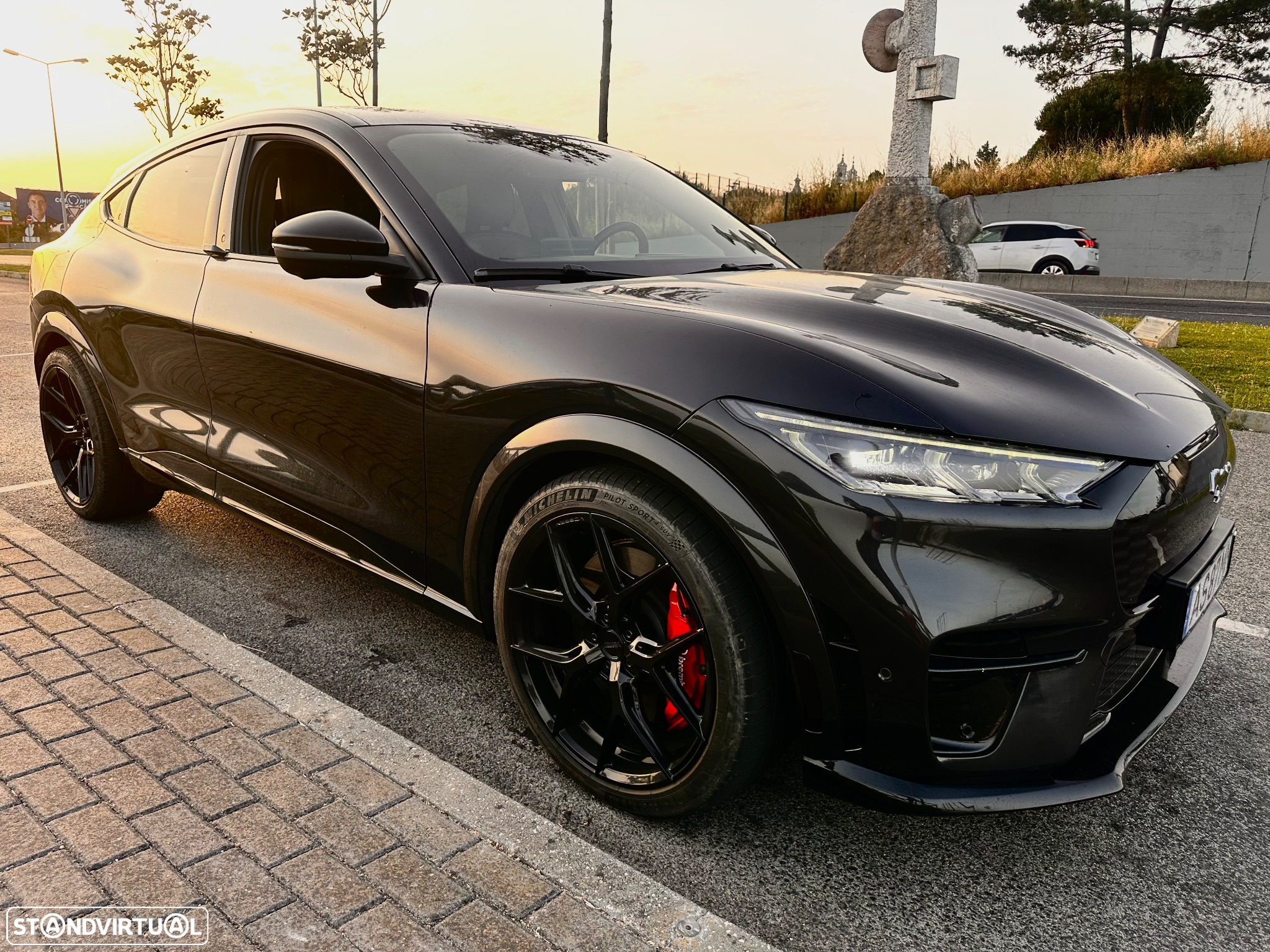 Ford Mustang Mach-E GT AWD - 11