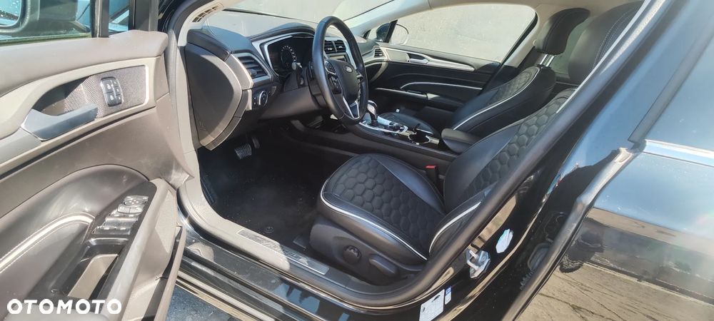 Ford Mondeo Vignale 2.0 TDCi PowerShift - 30