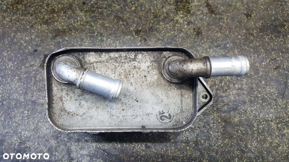 CHŁODNICZKA OLEJU A6 C6 2.4 B BDW 06E117021G