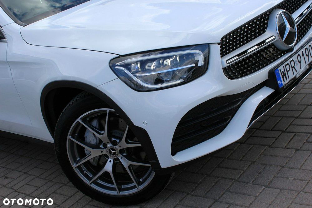 Mercedes-Benz GLC - 38