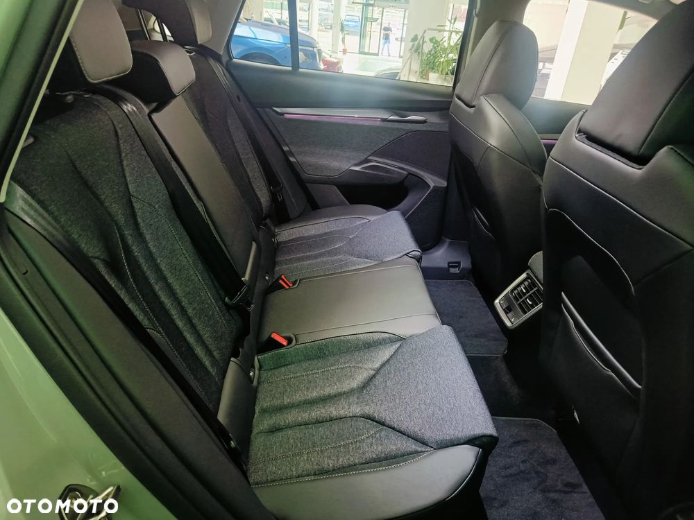 Skoda Elroq 50 55kWh - 11