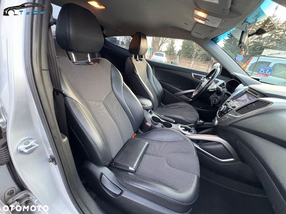 Hyundai Veloster 1.6 DCT Premium - 16