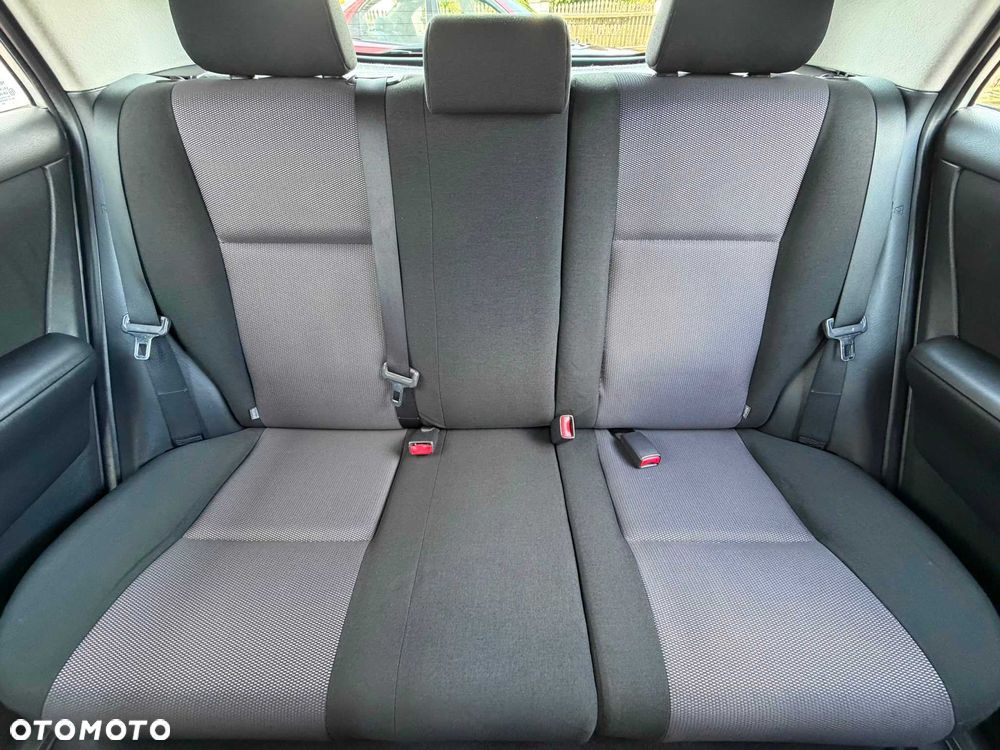 Toyota Corolla - 6