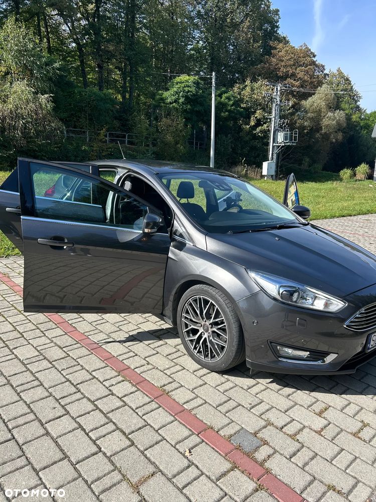 Ford Focus 2015 photo 2