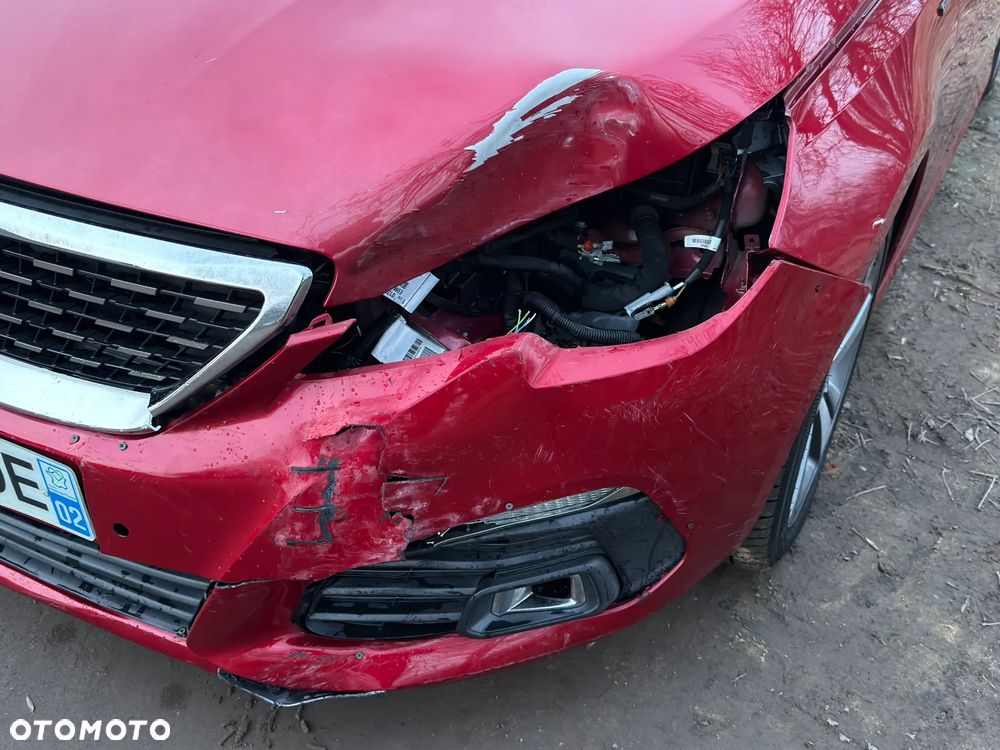 Peugeot 308 BlueHDi 130 EAT8 Stop & Start GT - 9