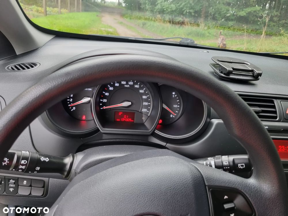 Kia Rio 1.2 S - 5