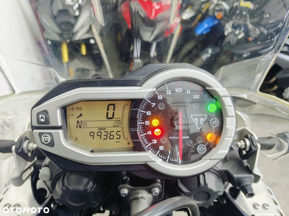 Triumph Tiger - 18