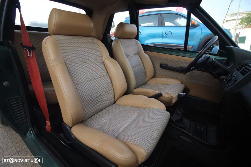 Peugeot 205 Cabrio 1.4 - 23