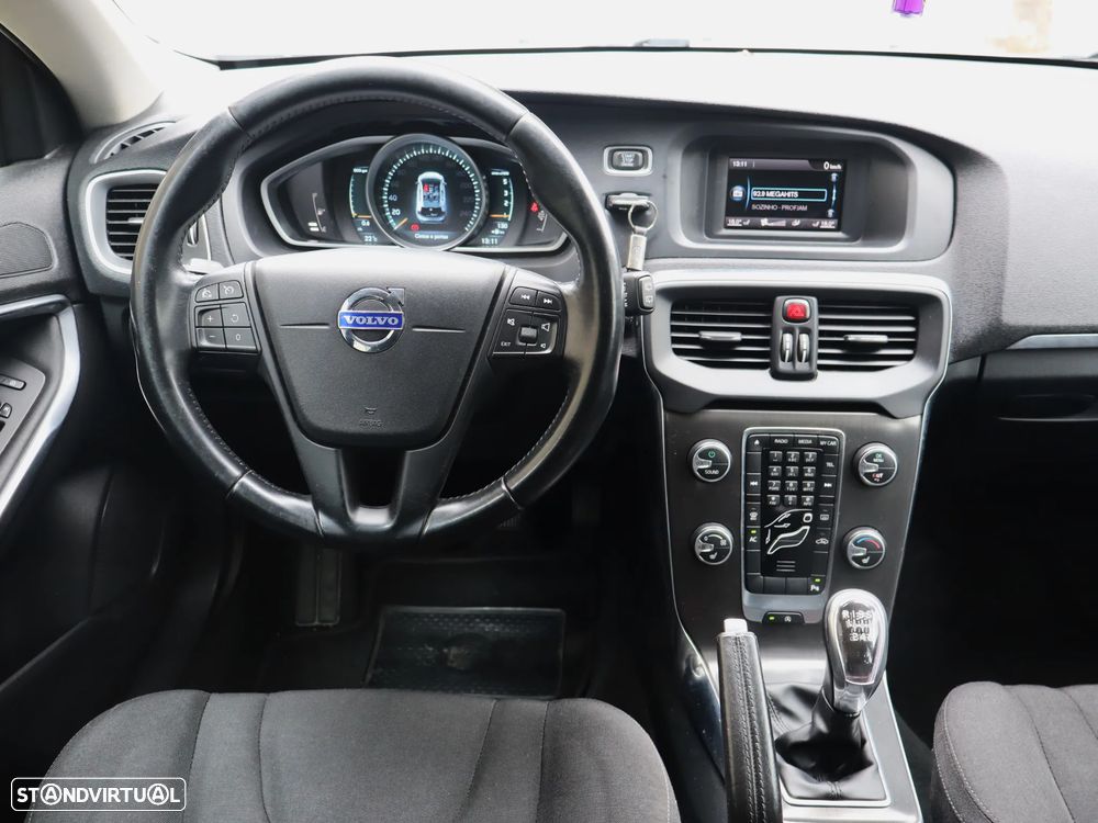Volvo V40 D2 Kinetic - 10