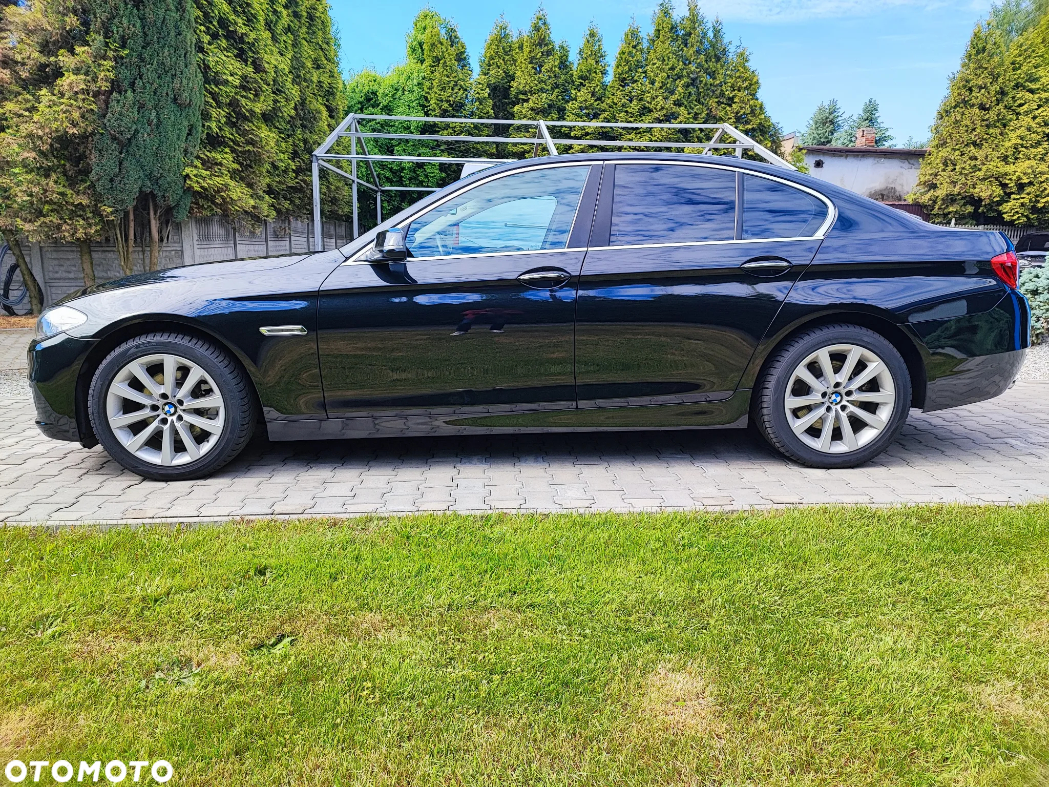 BMW Seria 5 520d Luxury Line - 4