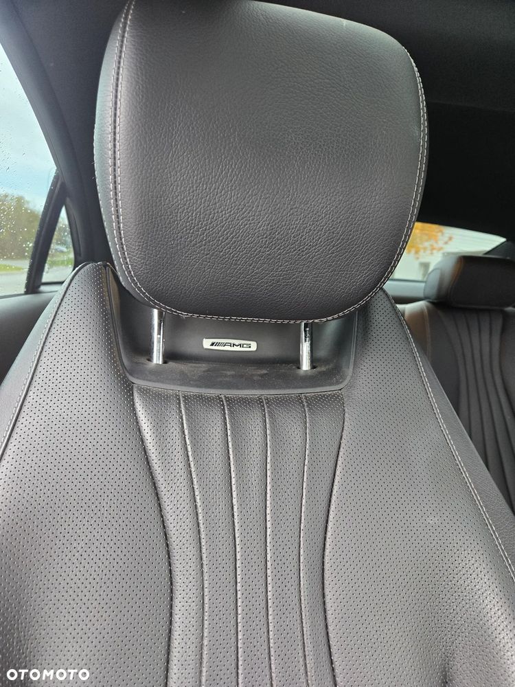 Mercedes-Benz Klasa E 400 4Matic Coupe 9G-TRONIC AMG Line - 22