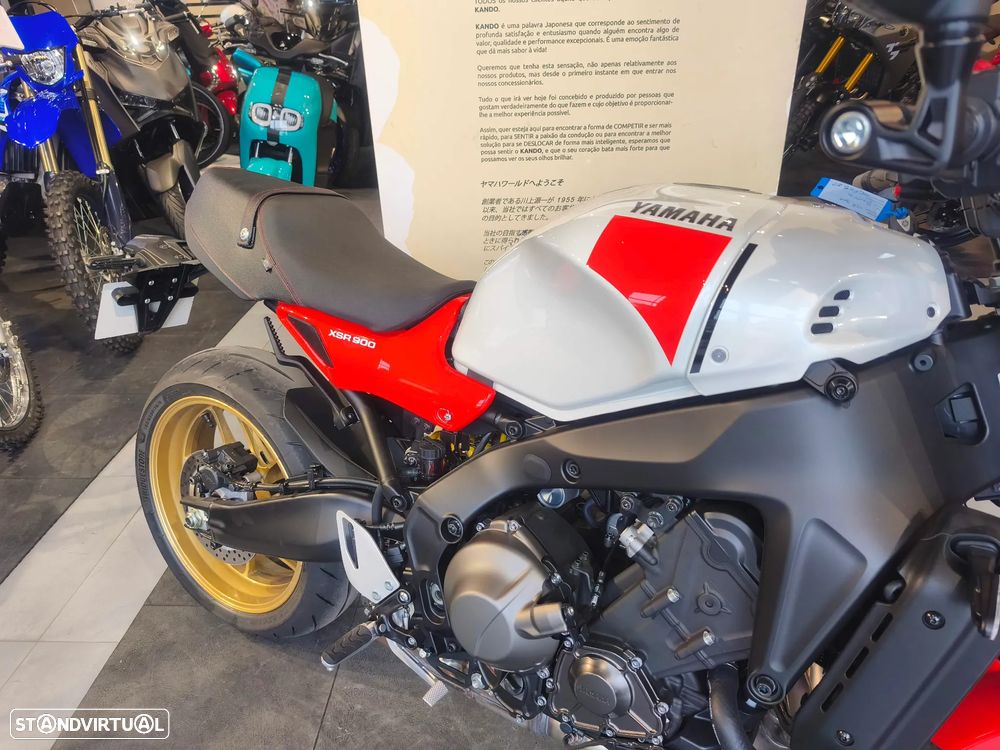 Yamaha XSR 900 - 4