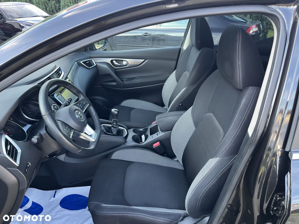 Nissan Qashqai 1.6 DIG-T N-Connecta - 6