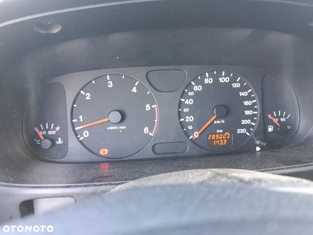 Opel Frontera - 23