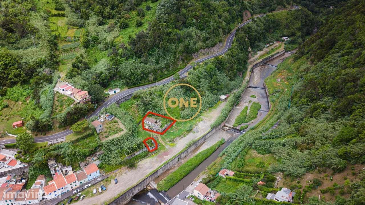 Conjunto de 2 Moradias T2 e 4 Terrenos Rústicos — Ribeira Quente - Grande imagem: 2/28