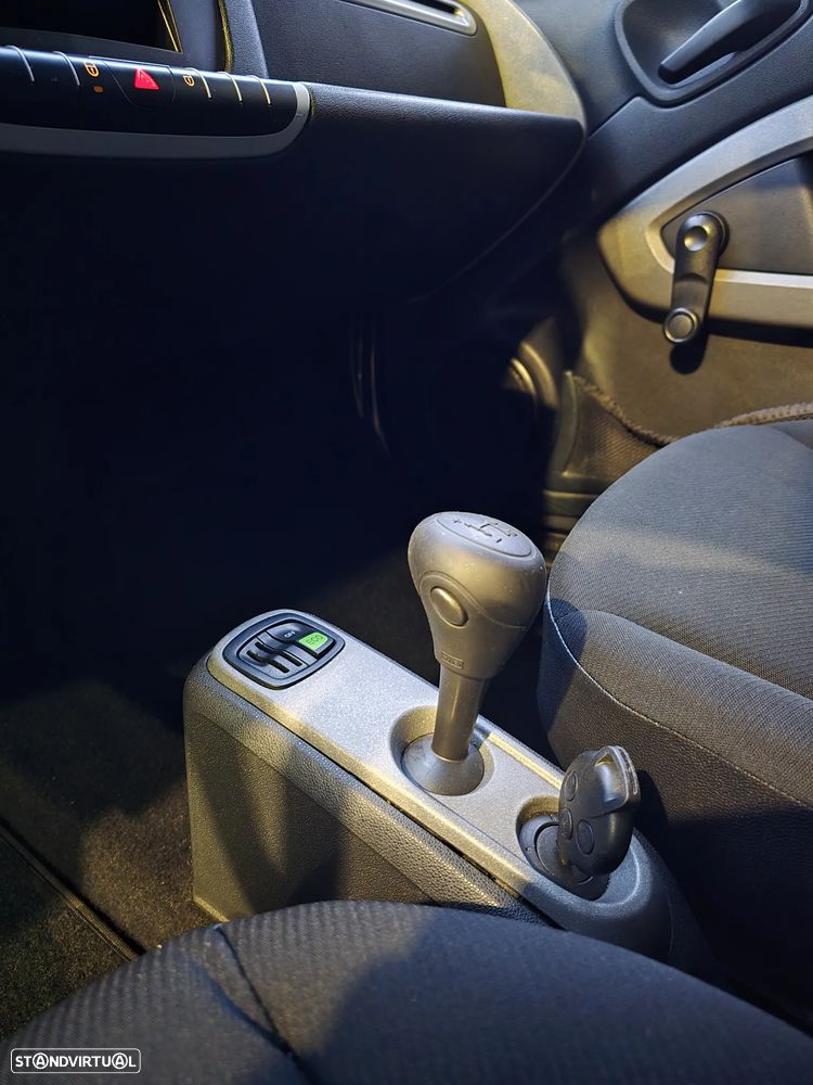 Smart ForTwo Coupé 1.0 mhd Pure 61 - 16