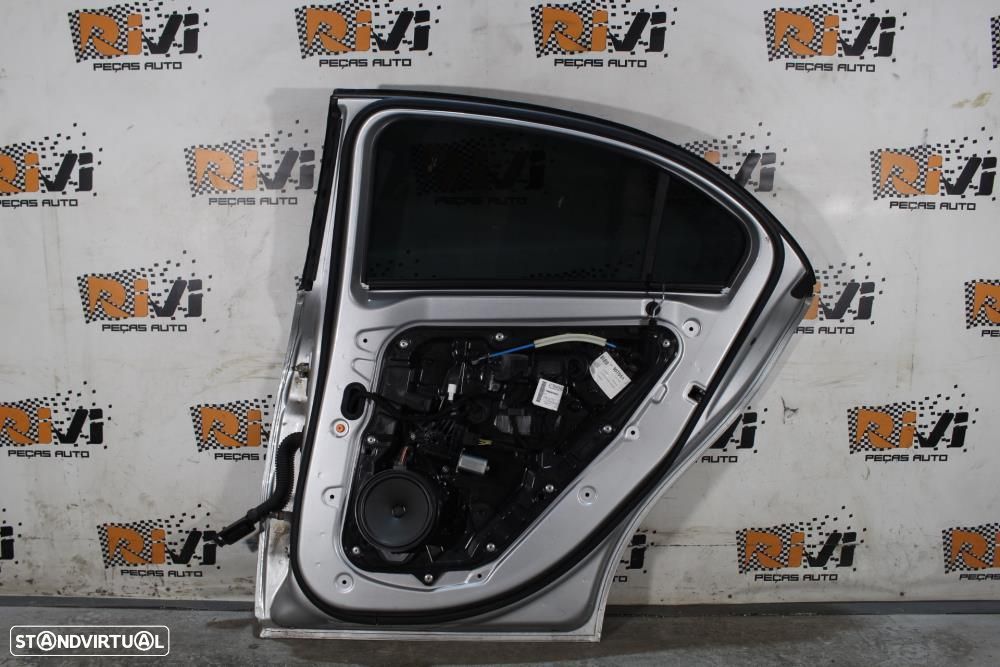 Porta Trás Direita Mercedes-Benz A-Class (W176)  Porta Mercedes W176 T - 6