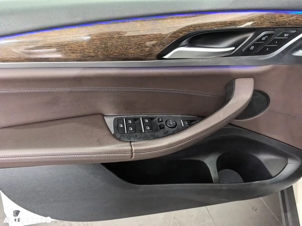 BMW X3 xDrive30i AT - 11