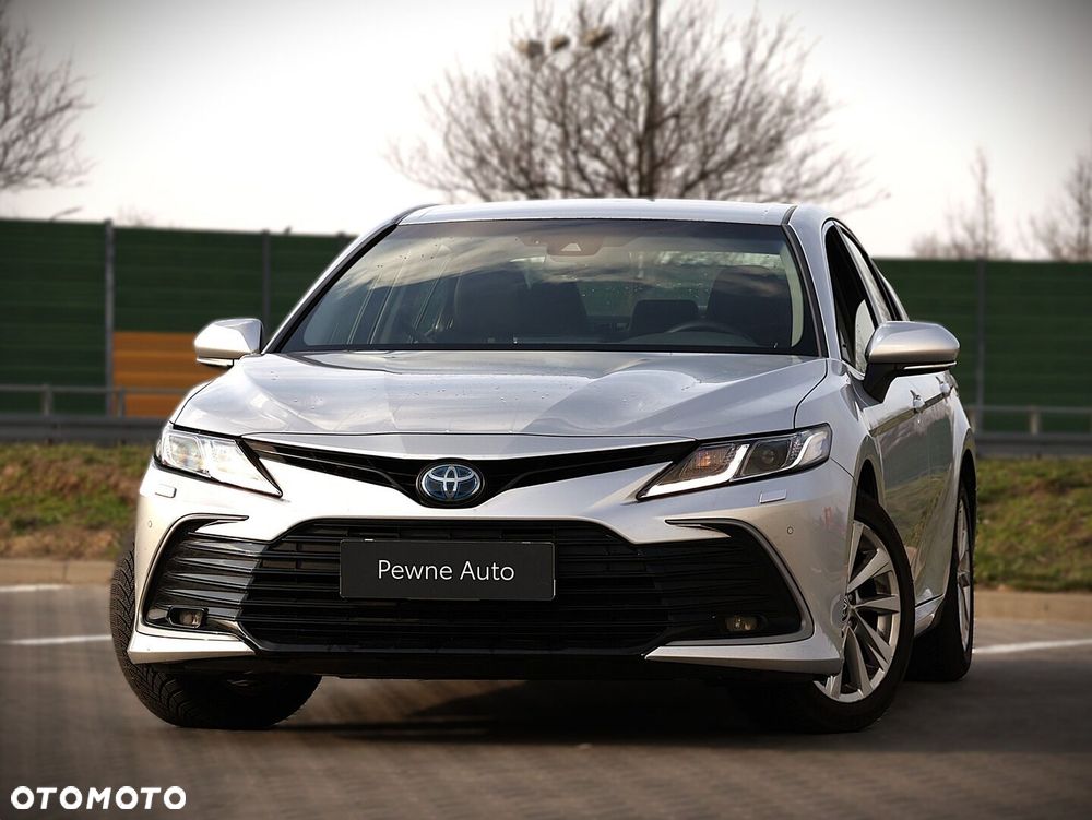 Toyota Camry 2.5 Hybrid Comfort CVT - 21