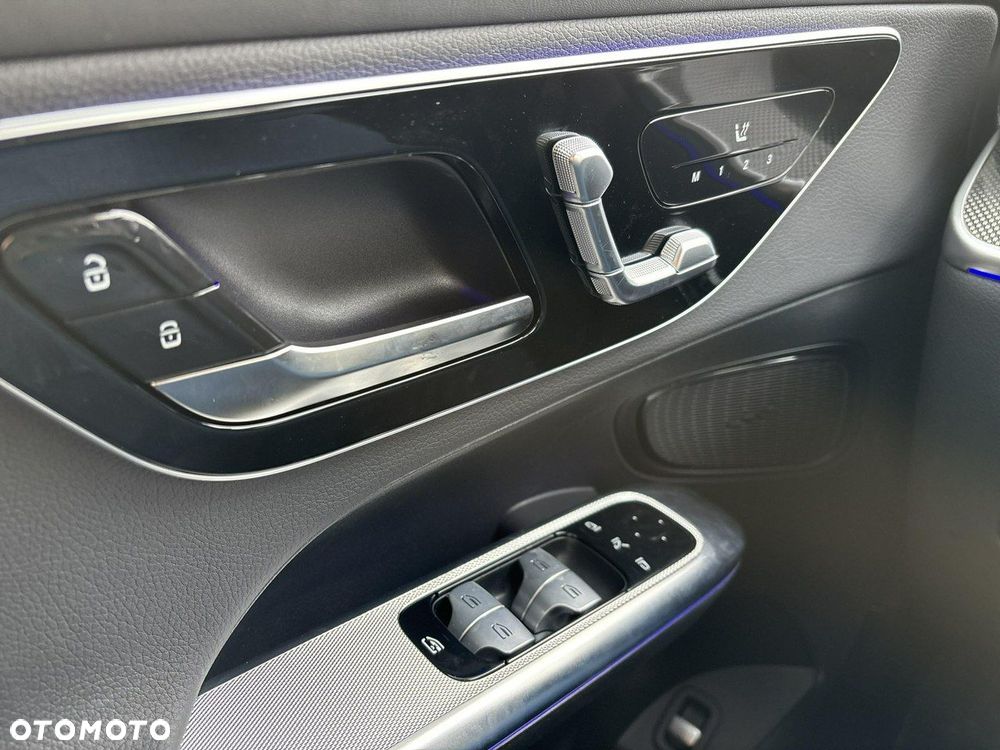 Mercedes-Benz GLC - 26