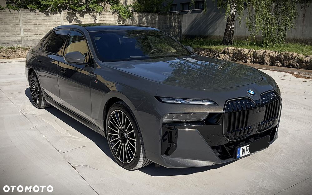 BMW Seria 7 740d xDrive mHEV M Sport sport - 2