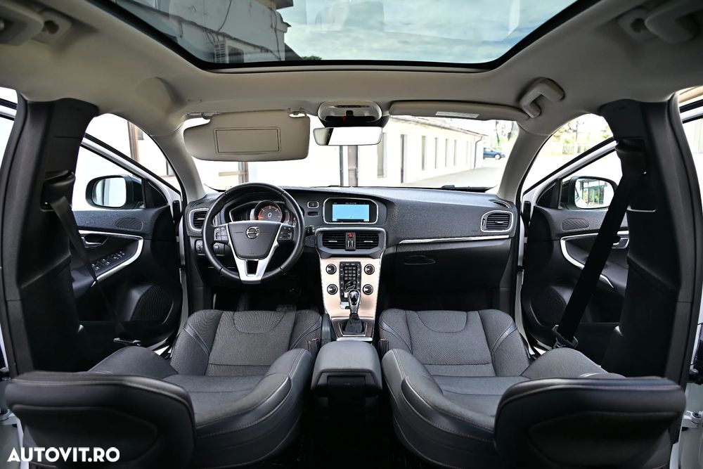 Volvo V40 D2 Geartronic Momentum - 8