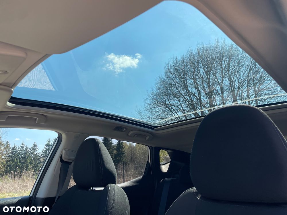 Nissan Qashqai 1.6 DIG-T N-Connecta - 28