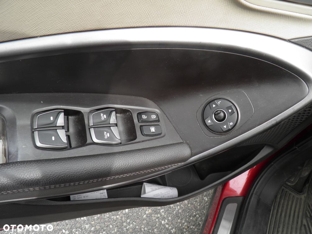 Hyundai Santa Fe 2.4 Sport Utility - 16