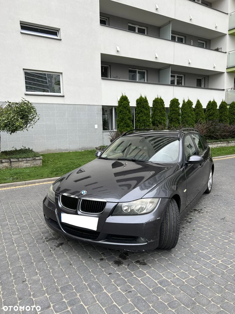 BMW Seria 3 320d DPF - 1