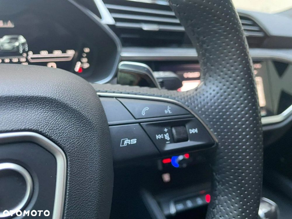 Audi RS Q3 - 32