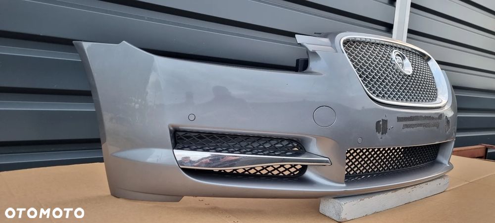 JAGUAR XF X250 2007- Zderzak przód oryginał MC317 - 7