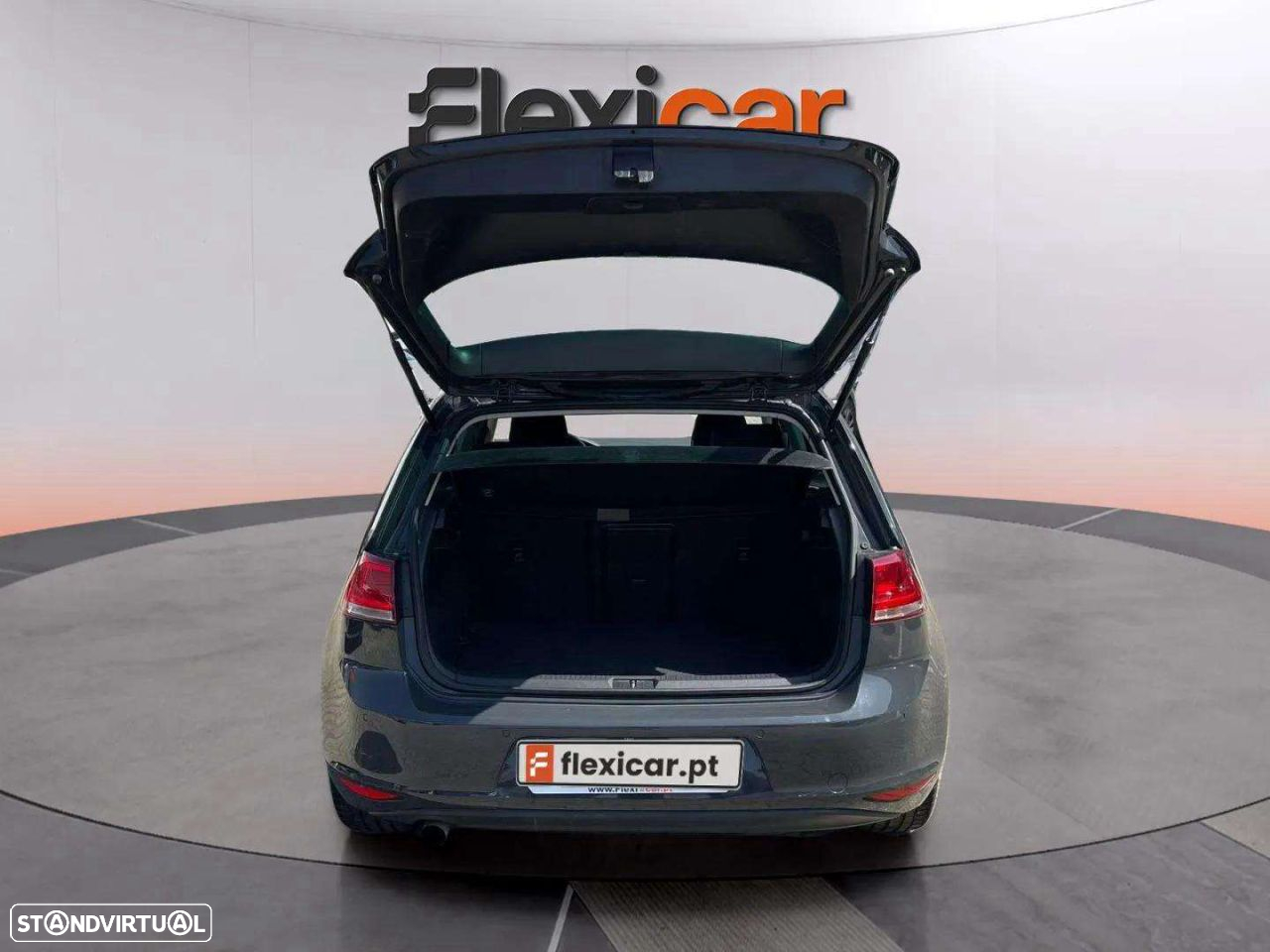 VW Golf - 9