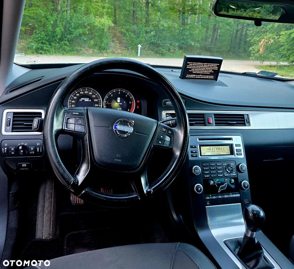 Volvo V70 D4 Momentum - 9
