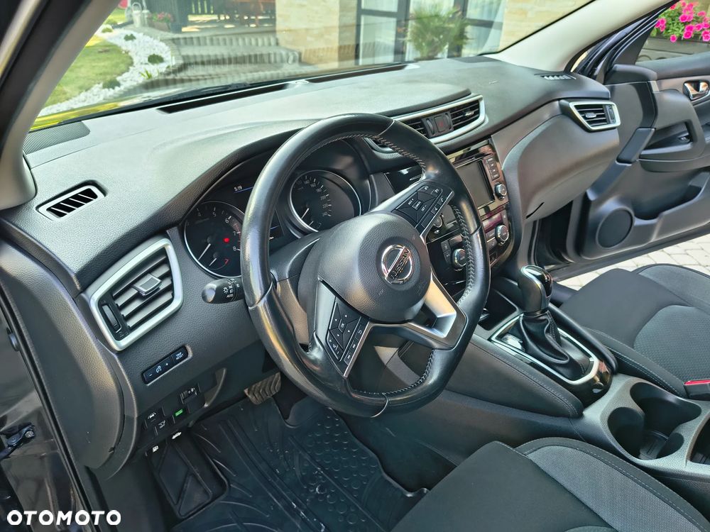 Nissan Qashqai 1.3 DIG-T DCT N-CONNECTA - 16