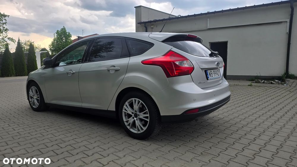 Ford Focus 1.6 TDCi ECOnetic 88g Start-Stopp-System Titanium - 5