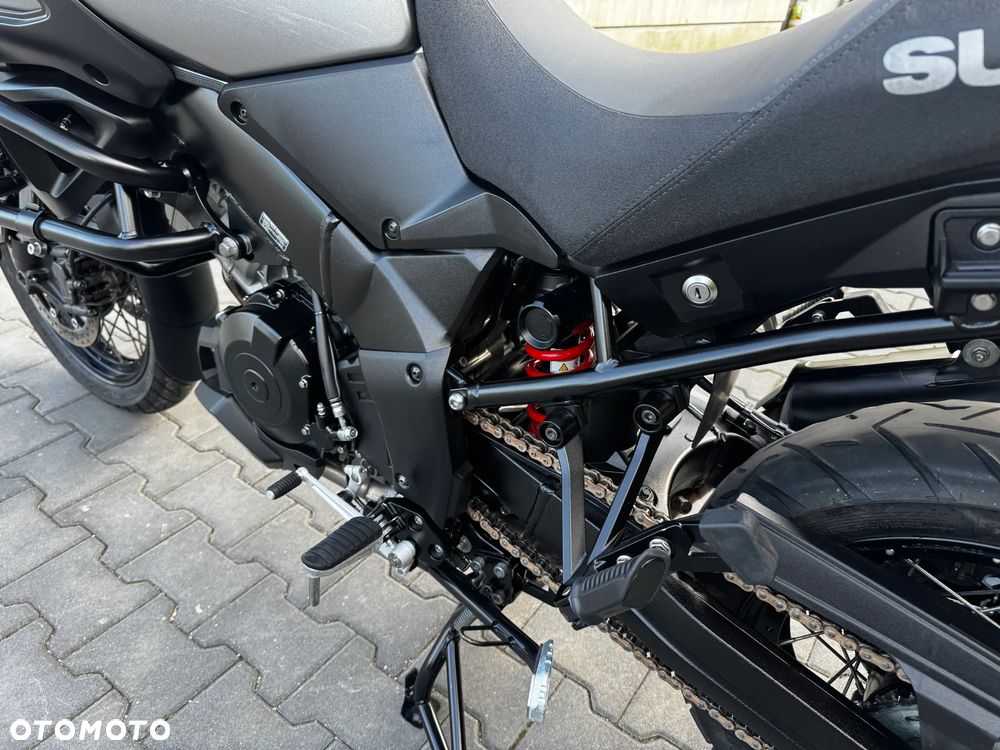 Suzuki V-STROM - 19