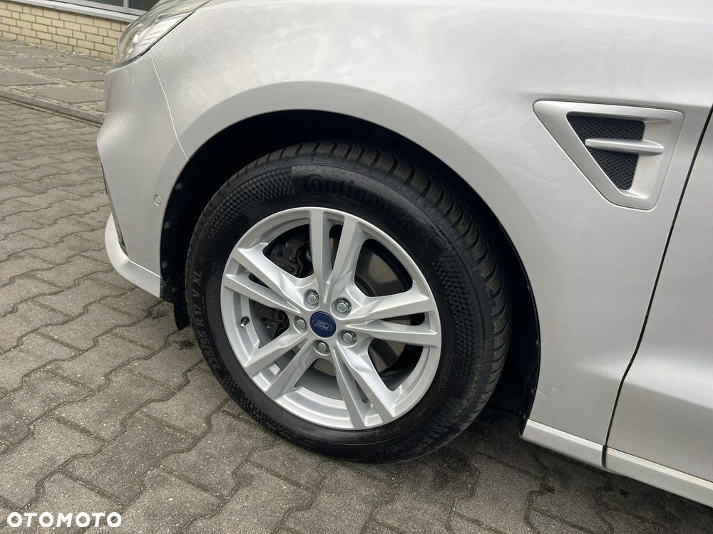 Ford S-Max - 14