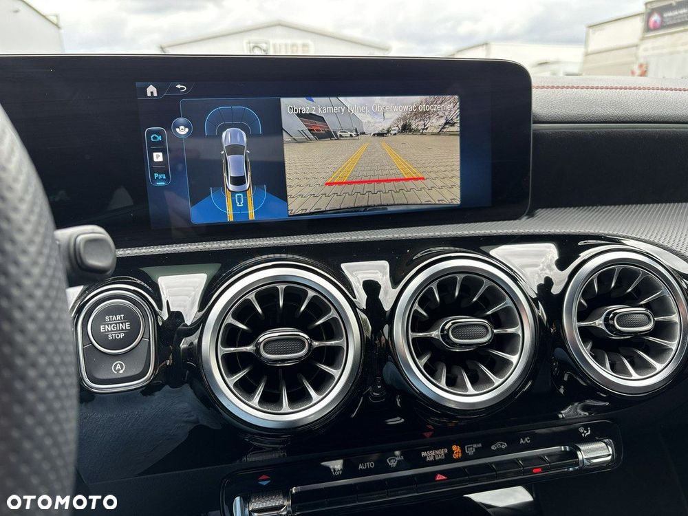 Mercedes-Benz CLA - 22